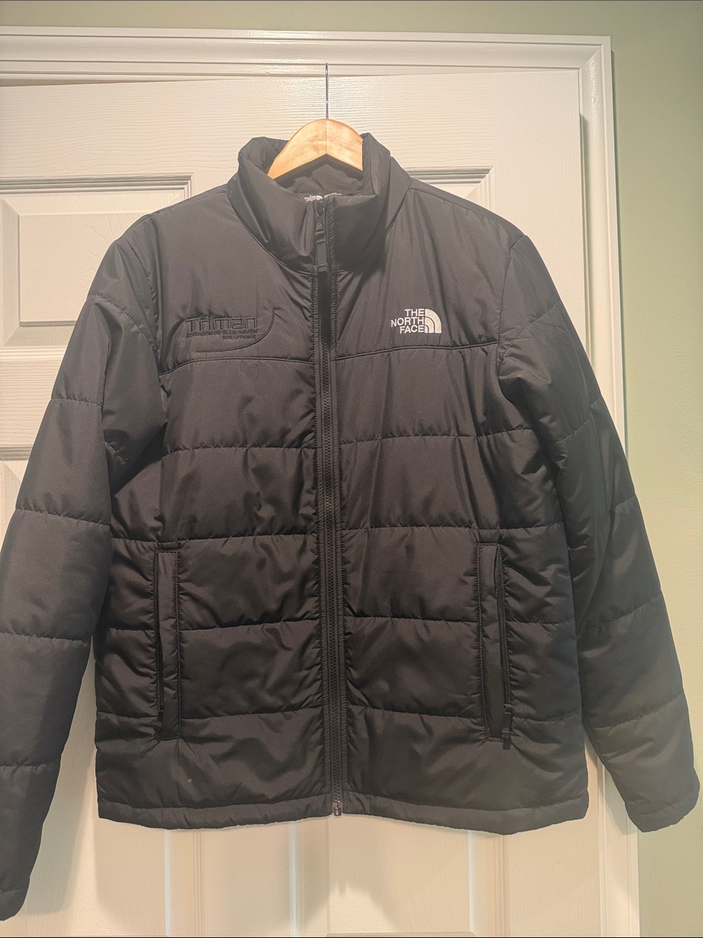 The North Face Black Quilted Insulated Jacket w/company logo